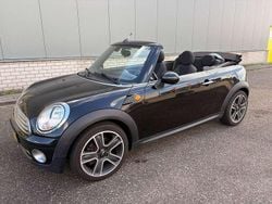 Zwart, metallic lak Gebruikt 2010 Mini Cooper Cabriolet Cabriolet | € 5.250 (Iets duurder)