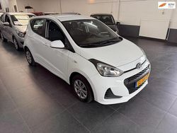 Wit Gebruikt 2018 Hyundai i10 Comfort Hatchback | € 7.750 (Eerlijke prijs)