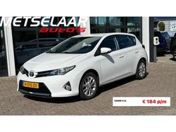 Wit Gebruikt 2013 Toyota Auris Hatchback | € 8.999 (Eerlijke prijs)