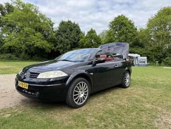 Gebruikt 2004 Renault Mégane Cabriolet Cabriolet | € 2.600 (Duur)