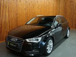 Zwart Gebruikt 2013 Audi A3 Ambition Hatchback | € 11.900