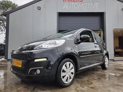 Zwart Gebruikt 2013 Peugeot 107 Active Hatchback | € 2.199 (Eerlijke prijs)