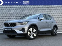 Grijs Gebruikt 2023 Volvo XC40 Core SUV | € 37.694 (Eerlijke prijs)