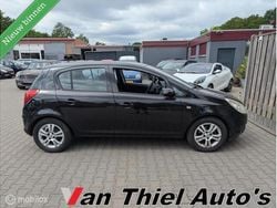 Zwart Gebruikt 2009 Opel Corsa Cosmo Hatchback | € 2.750 (Eerlijke prijs)