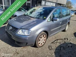 Grijs Gebruikt 2004 VW Touran MPV | € 1.299 (Eerlijke prijs)