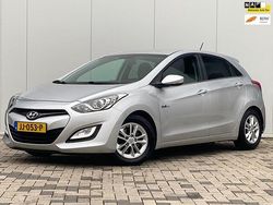 Grijs Gebruikt 2016 Hyundai i30 Hatchback | € 8.900 (Eerlijke prijs)