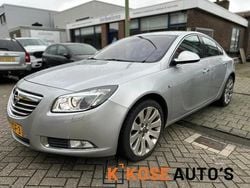 Grijs, metallic lak Gebruikt 2009 Opel Insignia Executive Sedan | € 7.950 (Eerlijke prijs)