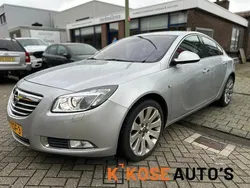 Grijs, metallic lak Gebruikt 2009 Opel Insignia Executive Sedan | € 8.950 (Iets duurder)