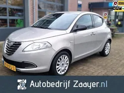 Beige Gebruikt 2011 Lancia Ypsilon Silver Hatchback | € 3.950 (Eerlijke prijs)