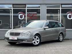 Grijs Gebruikt 2004 Mercedes E320 Avantgarde Stationwagen | € 2.749