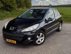 Zwart Gebruikt 2010 Peugeot 207 Hatchback | € 1.995 (Eerlijke prijs)