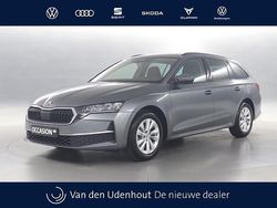 Grijs Gebruikt 2024 Skoda Octavia Business Line Stationwagen | € 30.950 (Eerlijke prijs)