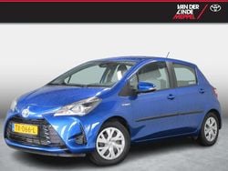 Blauw Gebruikt 2018 Toyota Yaris Hybrid Active Hatchback | € 15.950 (Eerlijke prijs)