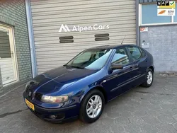 Blauw Gebruikt 2002 Seat Leon Sport Hatchback | € 1.350 (Eerlijke prijs)