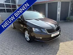 Zwart Gebruikt 2019 Skoda Octavia Business Line Stationwagen | € 17.750 (Iets duurder)