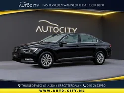 Zwart Gebruikt 2016 VW Passat Comfortline Sedan | € 13.950 (Super prijs)