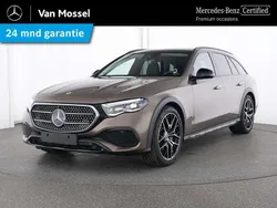 Bruin Gebruikt 2024 Mercedes E300 Premium Stationwagen | € 79.945