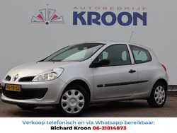 Grijs Gebruikt 2006 Renault Clio II Authentique Hatchback | € 1.650