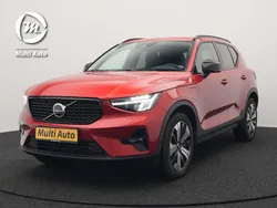 Rood Gebruikt 2022 Volvo XC40 Plus SUV | € 35.840 (Super prijs)