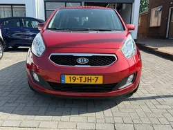 Rood Gebruikt 2012 Kia Venga Hatchback | € 10.950 (Iets duurder)