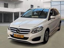 Wit Gebruikt 2018 Mercedes B220 Ambition MPV | € 6.450 (Eerlijke prijs)