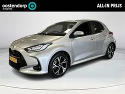 Grijs Gebruikt 2024 Toyota Yaris Edition Hatchback | € 25.445 (Eerlijke prijs)