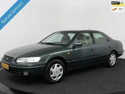 Groen Gebruikt 1999 Toyota Camry Executive Sedan | € 2.350