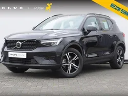Zwart Gebruikt 2024 Volvo XC40 Plus SUV | € 44.840 (Eerlijke prijs)