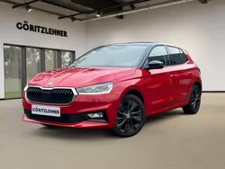 Rood Gebruikt 2023 Skoda Fabia Style Hatchback | € 23.900 (Iets duurder)