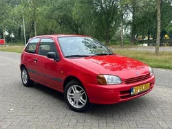Rood Gebruikt 1997 Toyota Starlet Hatchback | € 1.695 (Eerlijke prijs)