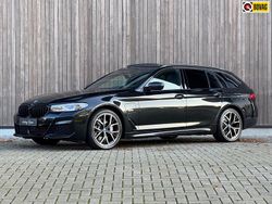 Zwart Gebruikt 2022 BMW 530 M Sport Stationwagen | € 41.900 (Eerlijke prijs)