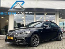 Zwart Gebruikt 2015 Lexus IS300h Sport Line Sedan | € 19.390 (Goede deal)