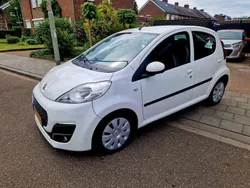 Wit Gebruikt 2012 Peugeot 107 Active Hatchback | € 2.350 (Goede deal)