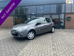 Grijs Gebruikt 2009 Renault Clio II Hatchback | € 3.450 (Eerlijke prijs)