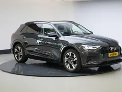 Grijs Gebruikt 2020 Audi e-tron Business SUV | € 29.945 (Eerlijke prijs)