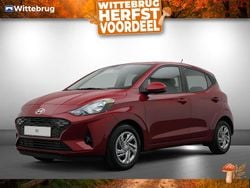 Rood Nieuw 2025 Hyundai i10 Comfort Hatchback | € 19.425 (Goede deal)