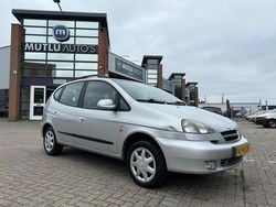 Grijs Gebruikt 2004 Chevrolet Tacuma MPV | € 990 (Eerlijke prijs)
