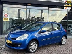 Blauw Gebruikt 2009 Renault Clio R.S. Collection Hatchback | € 2.749 (Goede deal)