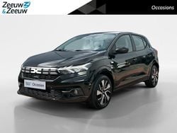 Zwart nacre 676 Gebruikt 2024 Dacia Sandero Expression Hatchback | € 16.940 (Eerlijke prijs)