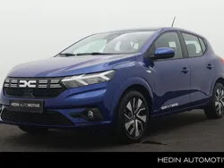Blauw Gebruikt 2024 Dacia Sandero Expression Hatchback | € 19.950 (Eerlijke prijs)