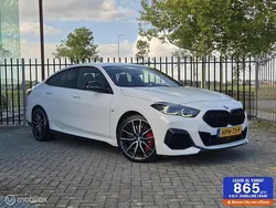 Wit Gebruikt 2024 BMW M235 Executive Coupé | € 53.950 (Eerlijke prijs)