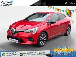 Rood Gebruikt 2022 Renault Clio V Techno Hatchback | € 18.935 (Goede deal)