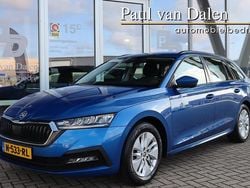 Blauw Gebruikt 2022 Skoda Octavia Business Line Stationwagen | € 22.889 (Eerlijke prijs)