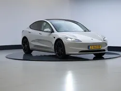 Grijs Gebruikt 2024 Tesla Model 3 Sedan | € 36.950