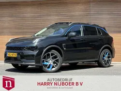 Zwart Gebruikt 2023 Lynk & Co 01 SUV | € 29.900 (Eerlijke prijs)