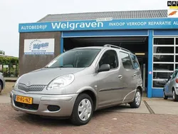 Grijs Gebruikt 2005 Toyota Yaris Verso Sol MPV | € 4.250