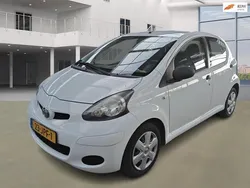 Wit Gebruikt 2009 Toyota Aygo Hatchback | € 1.850 (Goede deal)