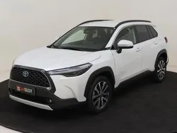 Wit Gebruikt 2024 Toyota Corolla Cross Premium SUV | € 34.495 (Eerlijke prijs)