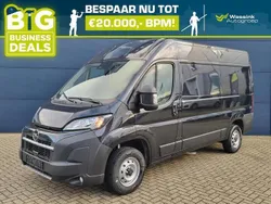 Zwart Nieuw 2024 Opel Movano S Van | € 53.728