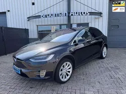 Zwart, metallic lak Gebruikt 2017 Tesla Model X SUV | € 19.950